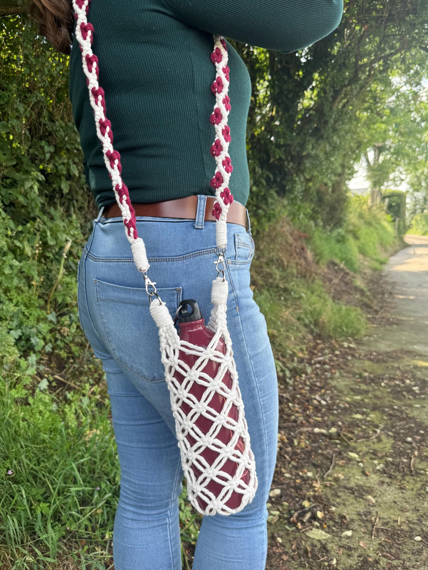 Macrame Water Bottle Holder | Floral Flask Carrier with Detachable Strap