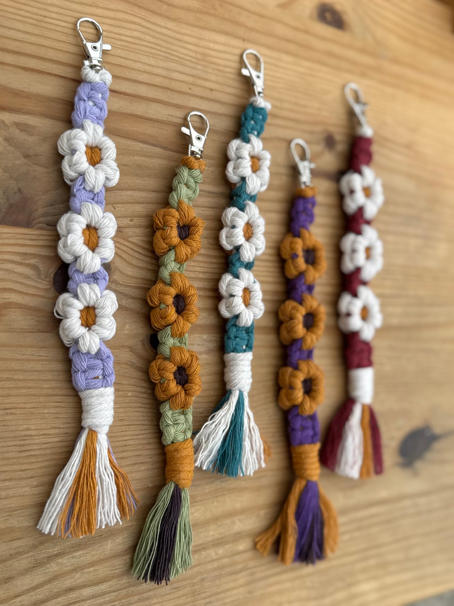 Macrame Flower Keyring | Custom Handmade Keychain | Boho Floral Bag Charm