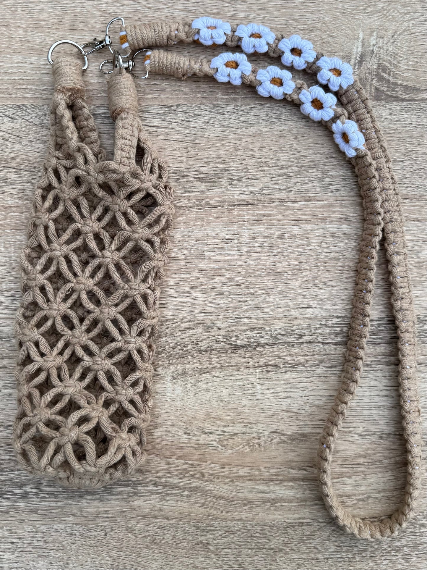 Macrame Water Bottle Holder | Custom Floral Flask Carrier with Detachable Strap