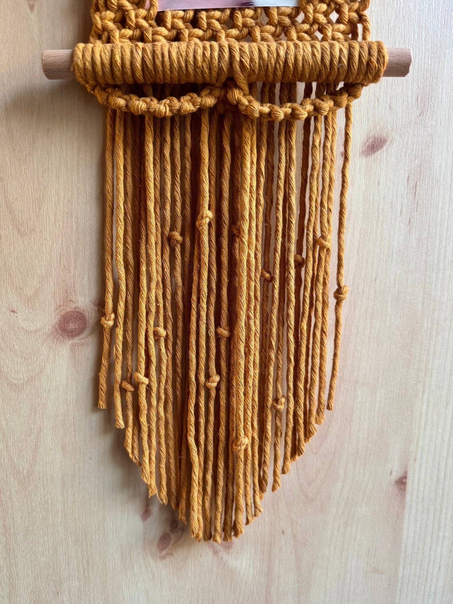 Hanging Macrame Photo Frame | Handmade 4x6 Portrait Photograph Holder | Custom Boho Wall Hanging
