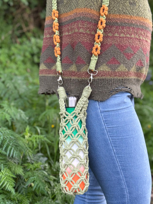 Macrame Water Bottle Holder | Custom Floral Flask Carrier with Detachable Strap