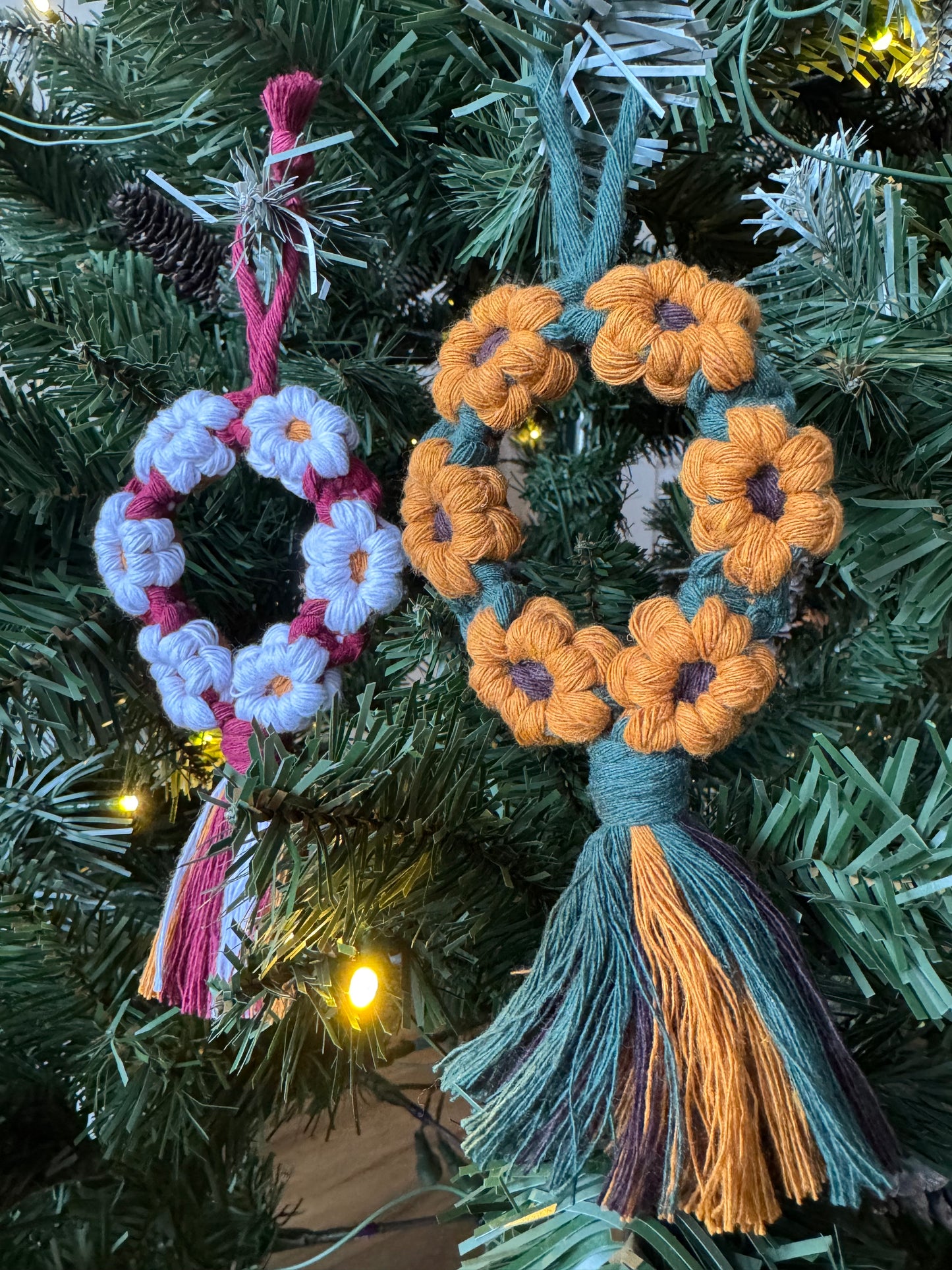 Macrame Flower Wreath Ornament | Custom Handmade Christmas Decoration | Sunflowers and Daisies Bauble